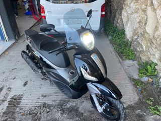 Piaggio Beverly 350 SportTouring '12