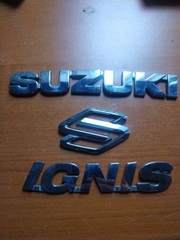 Suzuki ignis σήμα πίσω πορτας 200-08