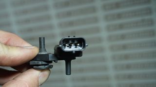 MAP SENSOR ->  KAWASAKI VERSYS 650 , 2007-2009-thumb-4