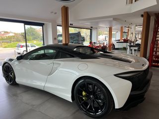 McLaren Artura 2026 Hybrid Performance / Bi colore  /-thumb-11