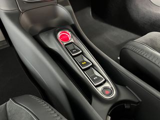McLaren Artura 2026 Hybrid Performance / Bi colore  /-thumb-47