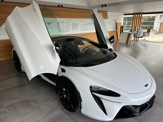 McLaren Artura 2026 Hybrid Performance / Bi colore  /-thumb-21