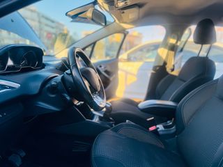 Peugeot 208 2016 1.6 BlueHDi 100 STOP&START Active ΠΡΟΣΦΟΡΑ..!!-thumb-12