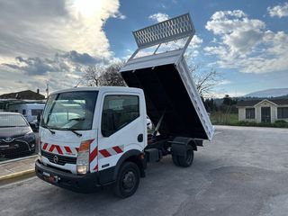 Nissan '12 CABSTAR 