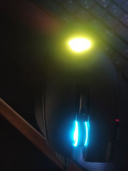 corsair  sabre rgb gaming mouse