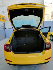 Skoda Octavia 2017 1.6 TDI Ambition-thumb-3