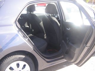 Kia Rio 2017 1.4 CRDi 90 Spirit-thumb-7