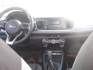 Kia Rio 2017 1.4 CRDi 90 Spirit-thumb-9