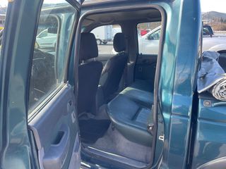 Mazda B 2500 2001 4x4.  4DOOR-thumb-8