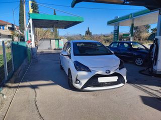 Toyota Yaris '18  1.5 Hybrid full extra 