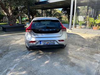 Volvo V40 2015-thumb-6