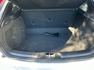 Volvo V40 2015-thumb-7