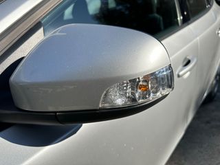 Volvo V40 2015-thumb-9