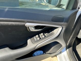 Volvo V40 2015-thumb-15