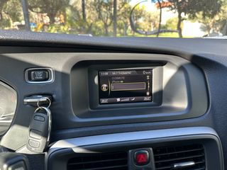Volvo V40 2015-thumb-17