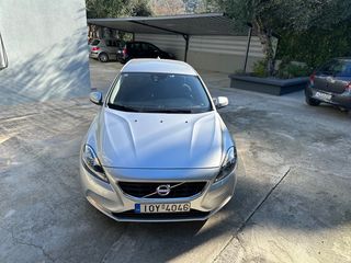 Volvo V40 2015-thumb-19