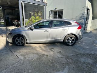 Volvo V40 2015-thumb-20