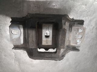 ΒΑΣΗ ΜΗΧΑΝΗΣ 5S617M121AA FORD FIESTA V (JH_, JD_) (2001-2010)