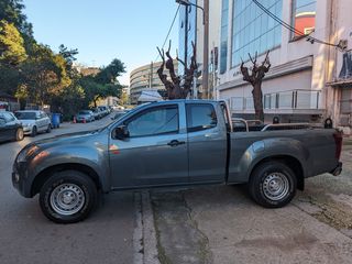 Isuzu D-Max 2013-thumb-3