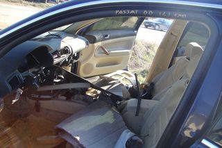 PASSAT 97-05  / Ανταλλακτικα & Αξεσουάρ  Αυτοκινήτων  Αμάξωμα Εσωτερικό  Ελαστικά θυρών-παρμπρίζ