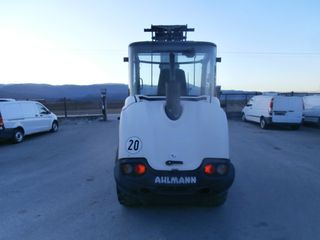 Φορτωτάκι Ahlmann 2011 AX700-thumb-2
