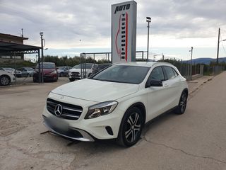 Mercedes-Benz GLA 180 '15  d Urban 7G-DCT