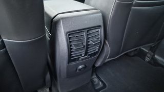 Ford Kuga 2015-thumb-23