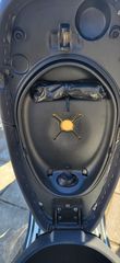 Vespa Primavera 150 3V 2018 Carbon Edition-USB-thumb-10