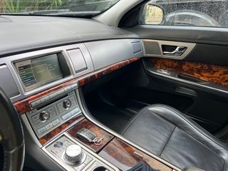 Jaguar XF 2008-thumb-14