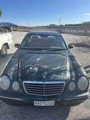 Mercedes-Benz E 200 '00  Compressor Avantgarde