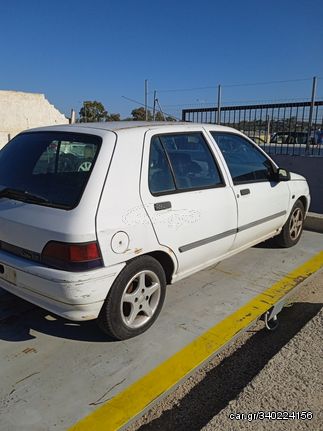 Φτερά Πίσω Renault Clio '91 Προσφορά