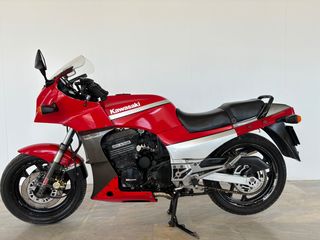 Kawasaki GPZ 900 R '84 *MOTO KOSKERIDIS*