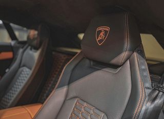 Lamborghini Urus 2021-thumb-9