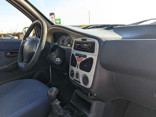 Fiat Albea 2004-thumb-6