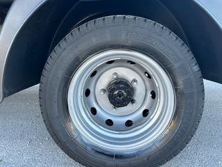 Καλαθοφόρα Nissan 2009 CABSTAR-thumb-55
