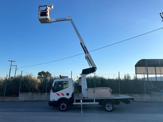 Καλαθοφόρα Nissan 2009 CABSTAR-thumb-31