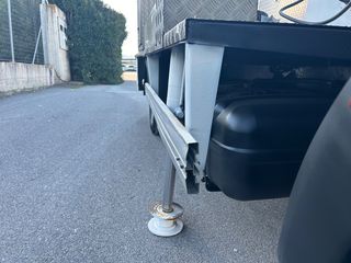 Καλαθοφόρα Nissan 2009 CABSTAR-thumb-47