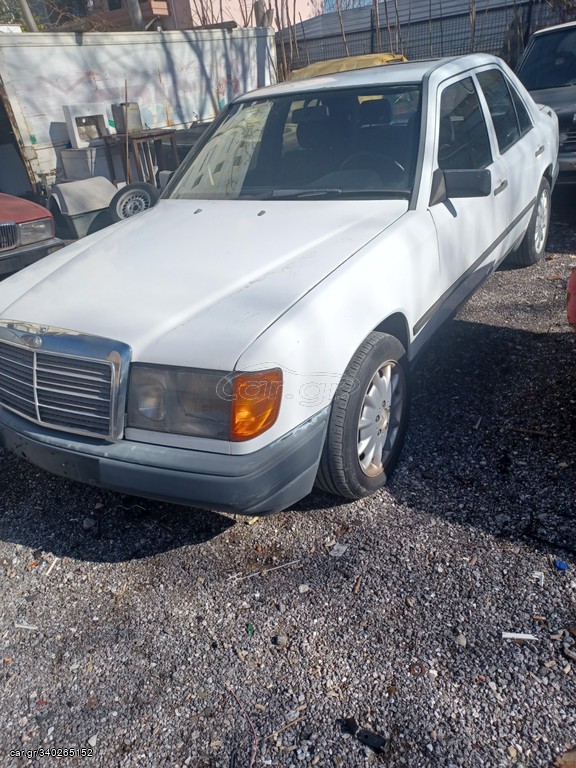 Mercedes-Benz E 250 1988 124/DIESSEL 250