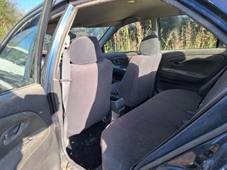 Mitsubishi Lancer 1996-thumb-8