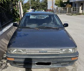 Toyota Corolla '90 XLi