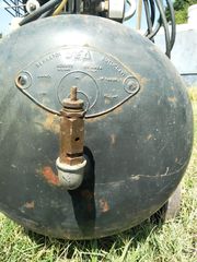 Αεροσυμπιεστής Airco 220/380 V-thumb-1