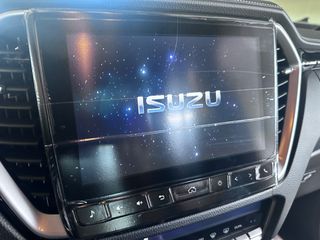 Isuzu D-Max 2025 DOUBLE CAB 4x4 Arena AUTO-thumb-35