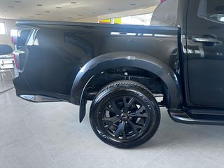 Isuzu D-Max 2025 DOUBLE CAB 4x4 Arena AUTO-thumb-7