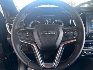 Isuzu D-Max 2025 DOUBLE CAB 4x4 Arena AUTO-thumb-14