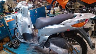 Honda SH 125 2001-thumb-1
