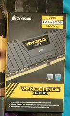 Πωλούνται μνήμες RAM Corsair DIMM 32 (2x16) GB DDR4-3200 Kit, CMK32GX4M2D3200C16