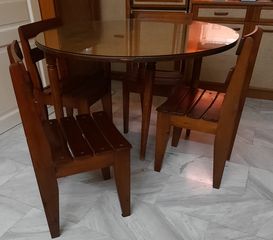 Τραπέζι κουζίνας με 4 καρέκλες