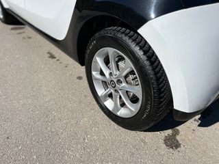 Smart ForFour 2017 Smart ForFour Passion automatic 1000cc-thumb-14