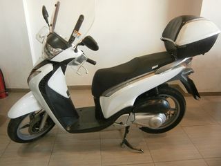 Honda SH 125i 2011 sh-125i-thumb-2