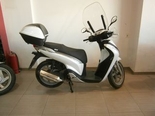 Honda SH 125i 2011 sh-125i-thumb-4